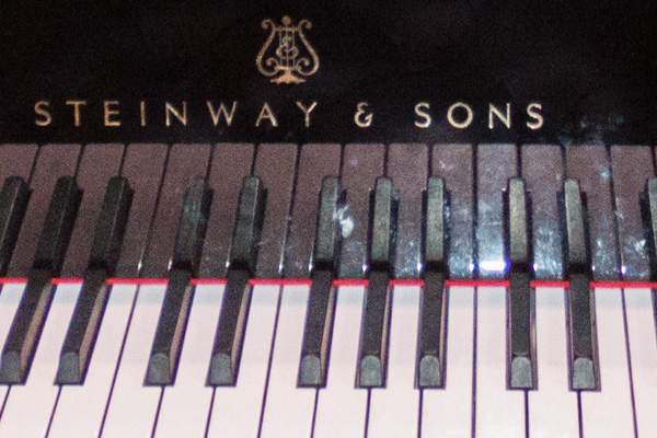 Piano 8